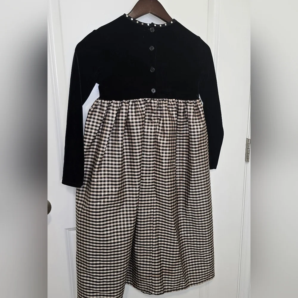 Youngland Girls Size 8 Black‎ Velvet Dress